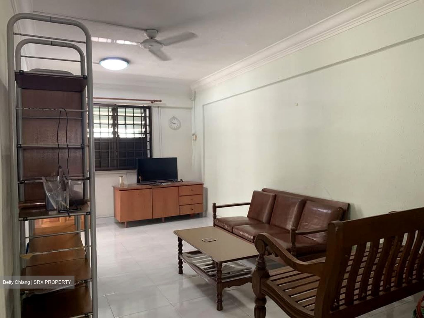 Blk 220 Serangoon Avenue 4 (Serangoon), HDB 3 Rooms #576353921
